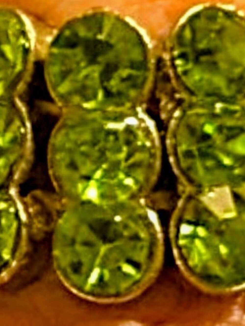 Vintage 80s 90s Triple Row Emerald Green Rhinestone Crystal Stretch Ring - Picture 14 of 14